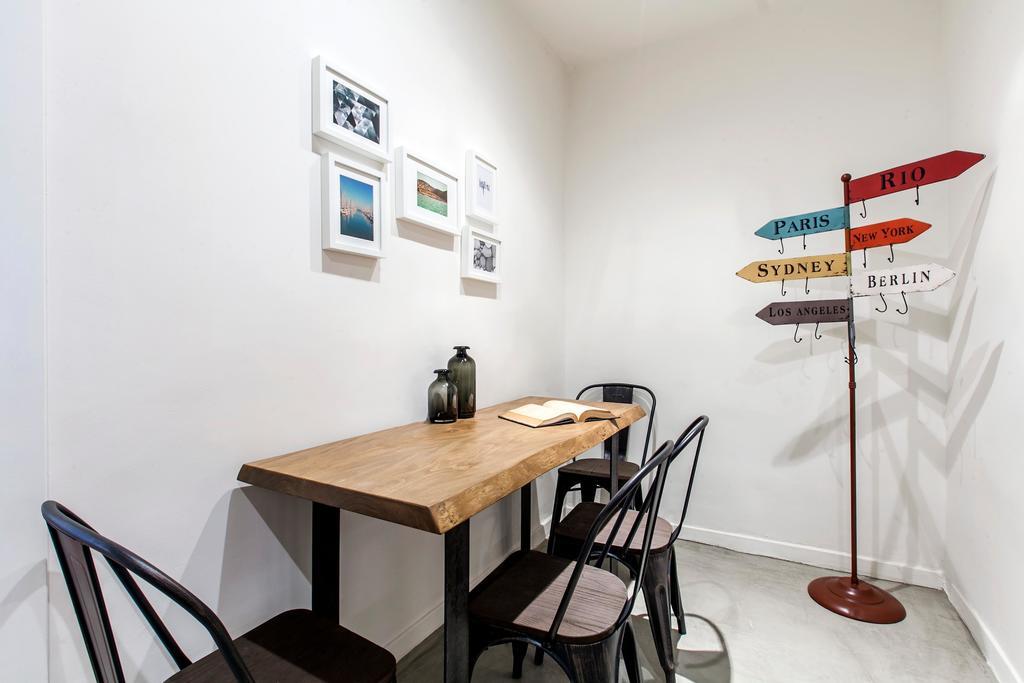 Central Apartment In Syntagma アテネ エクステリア 写真