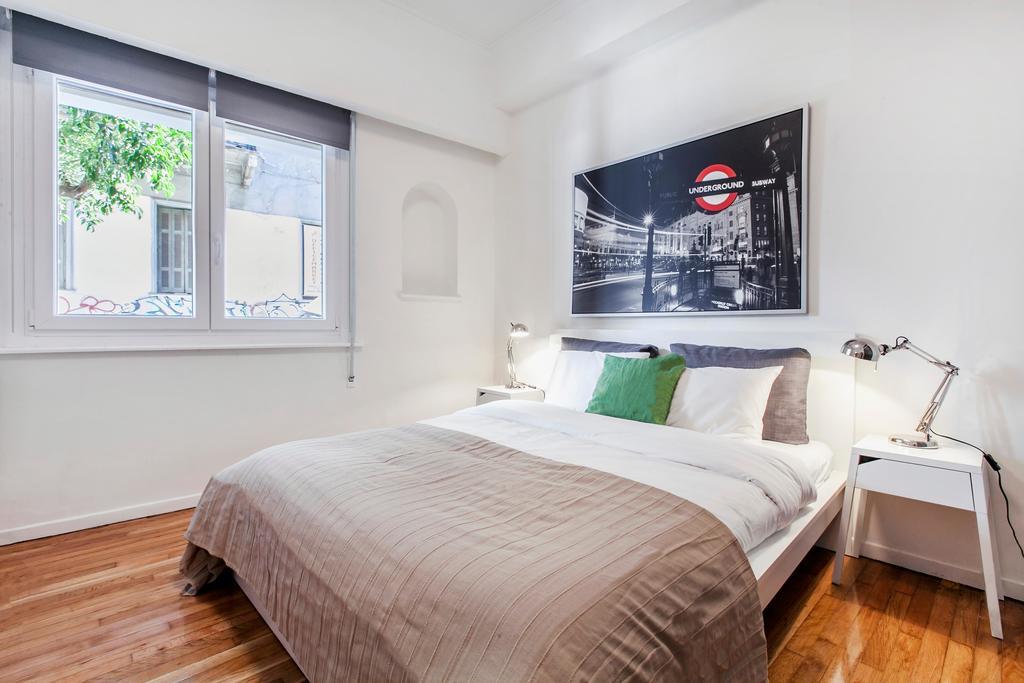 Central Apartment In Syntagma アテネ エクステリア 写真